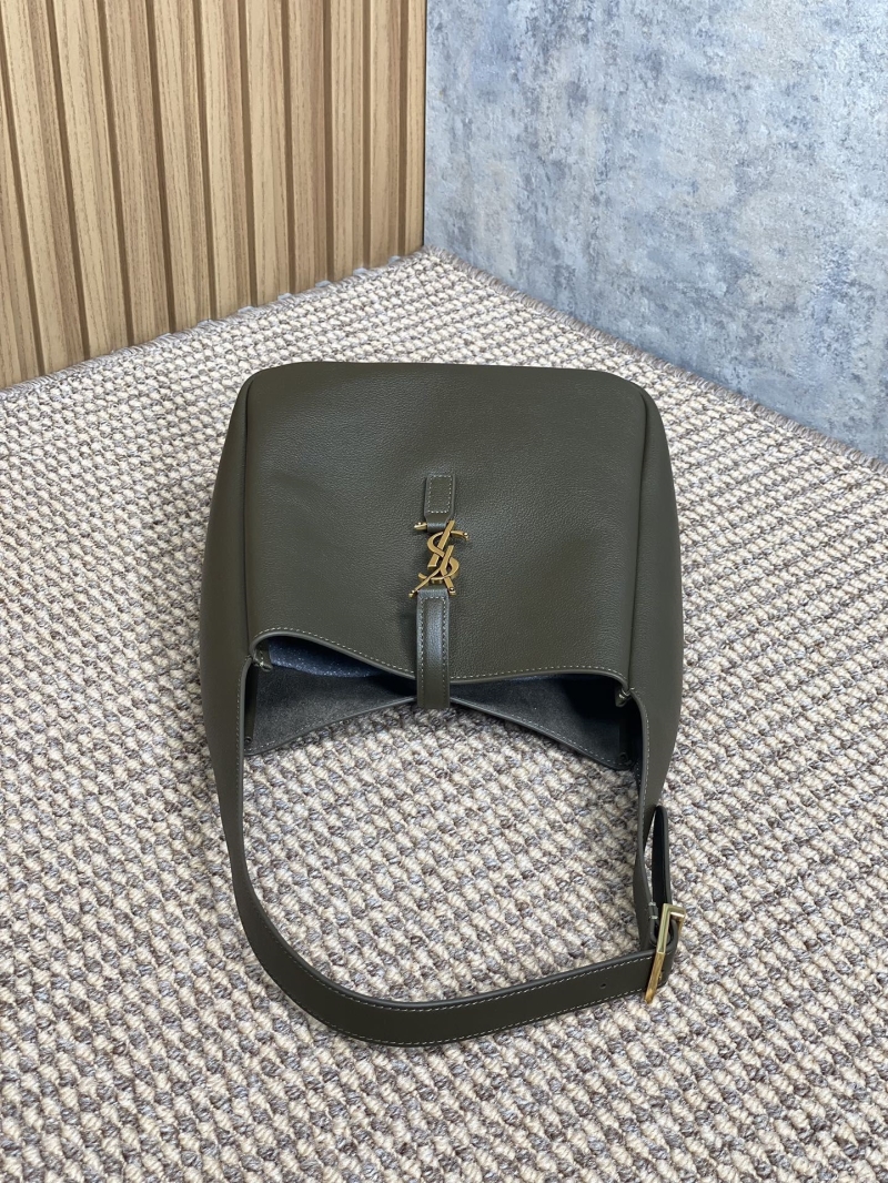 Y51 hobo bags